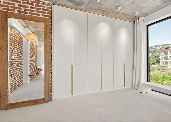 Design Lux In Bamboo Garden ,no Shoes Allowed Inside Appartement