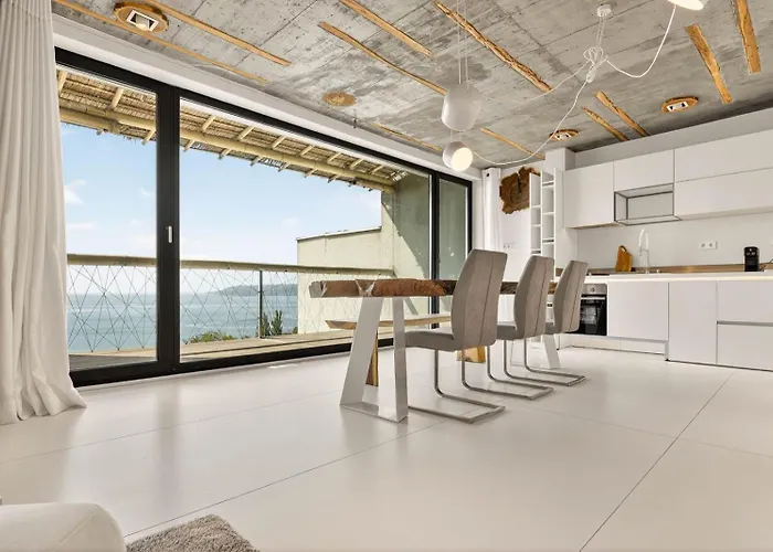 Design Lux In Bamboo Garden ,no Shoes Allowed Inside Appartement *