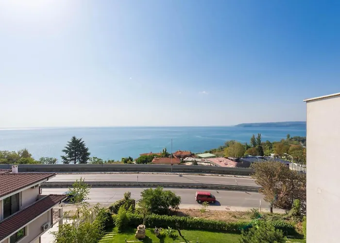 Design Lux In Bamboo Garden ,no Shoes Allowed Inside Varna