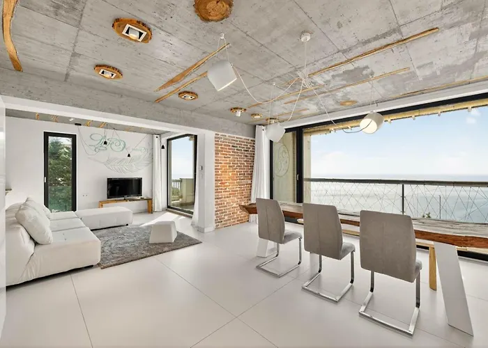 Design Lux In Bamboo Garden ,no Shoes Allowed Inside * Varna