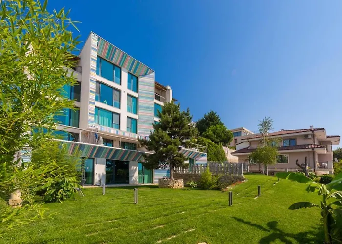 Apartment Design Lux 